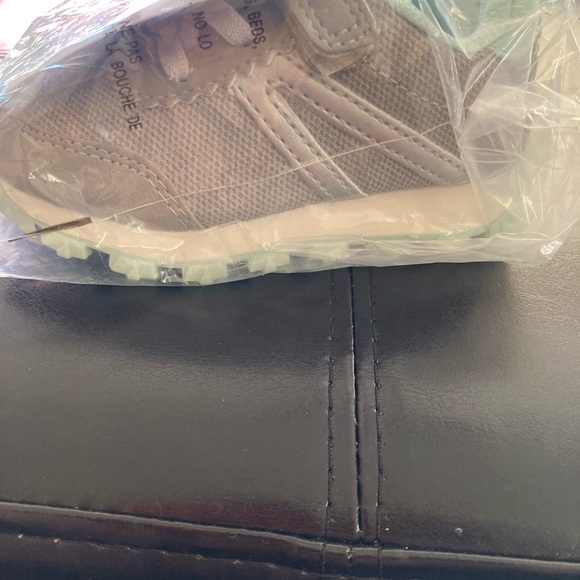 Simple Joys baby unisex sneakers - Picture 7 of 7